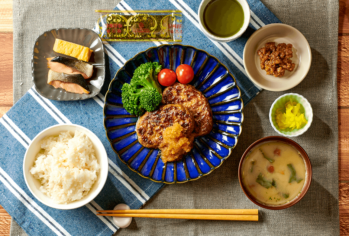 ハンバーグ定食写真