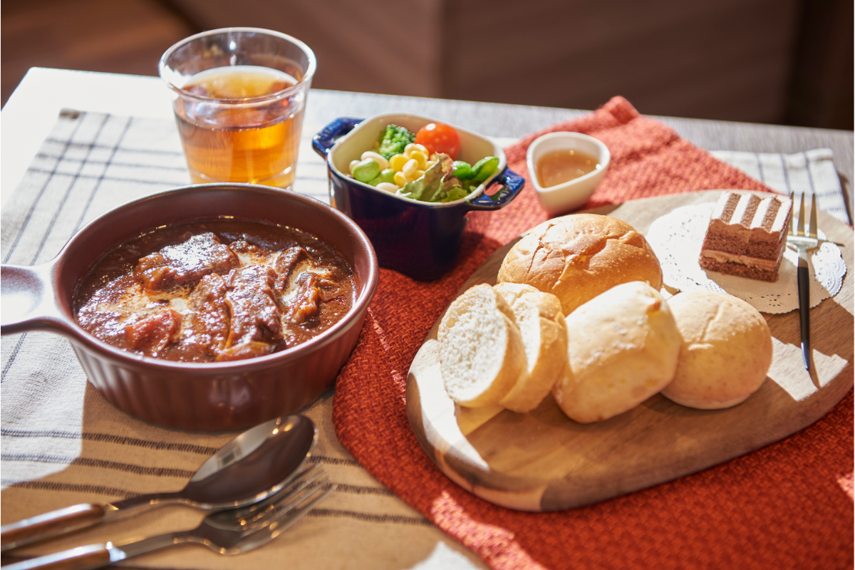 ビーフシチュー盛り付け写真